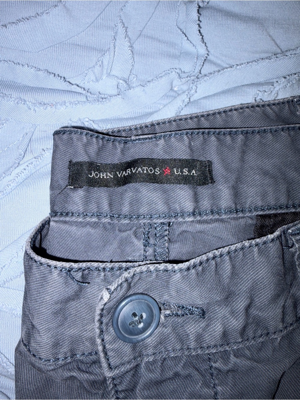 John Varvatos Men's Slate Gray Slim shorts